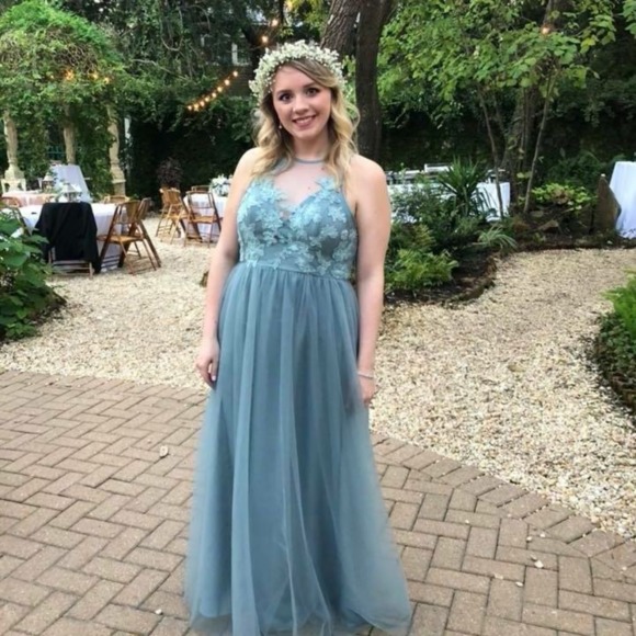 Meet your Posher, Kristin - Picture 1 of 1